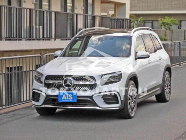 MERCEDES BENZ GLB