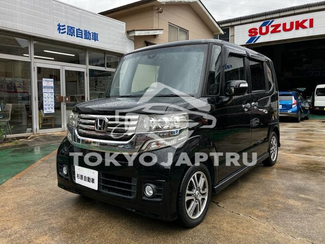 HONDA N-BOX CUSTOM