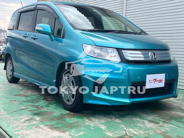 HONDA FREED SPIKE HYBRID