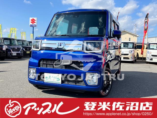 DAIHATSU WAKE
