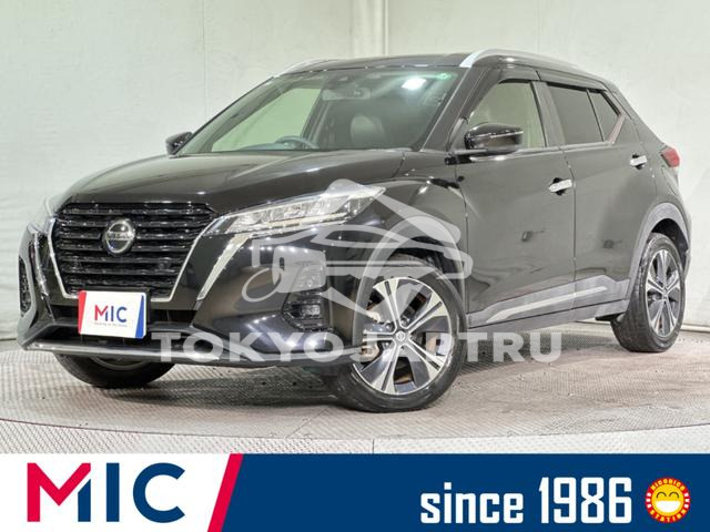 NISSAN KICKS