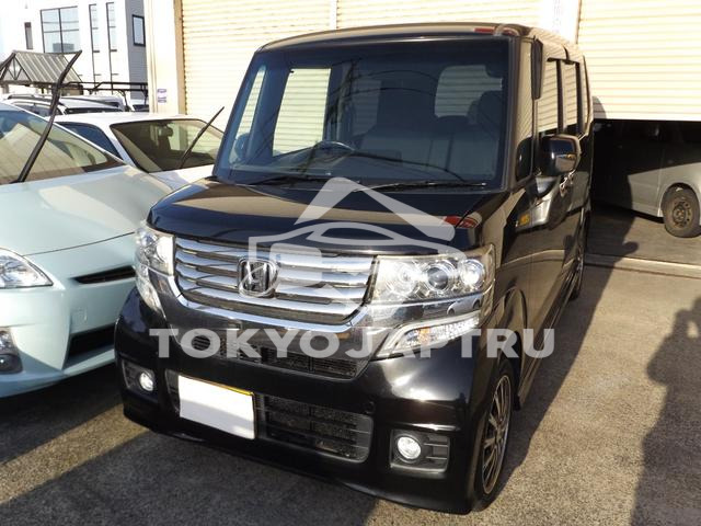 HONDA N-BOX CUSTOM