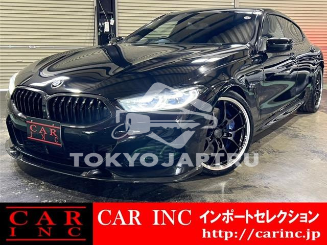 BMW 8 SERIES