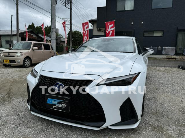 LEXUS IS