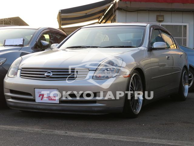 NISSAN SKYLINE