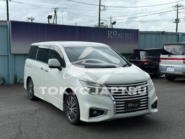 NISSAN ELGRAND