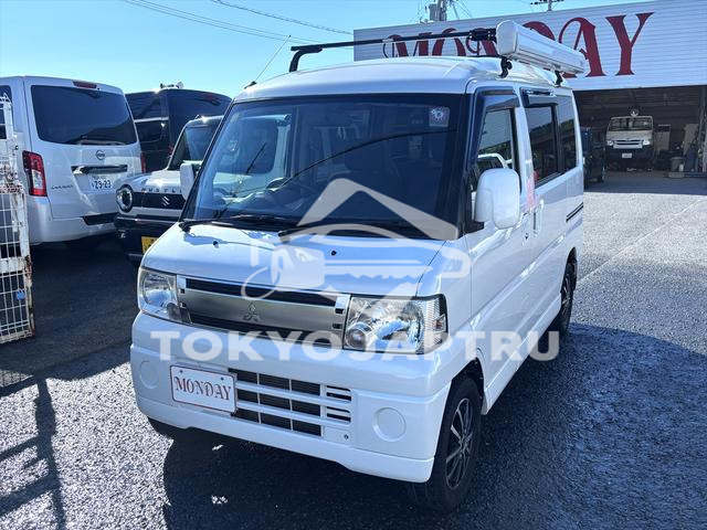 MITSUBISHI TOWN BOX