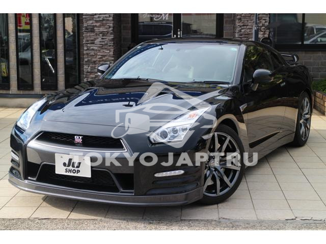 NISSAN GT-R
