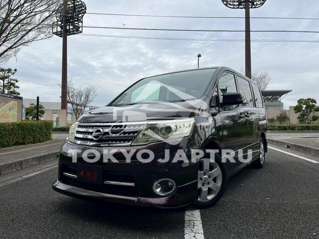 NISSAN SERENA