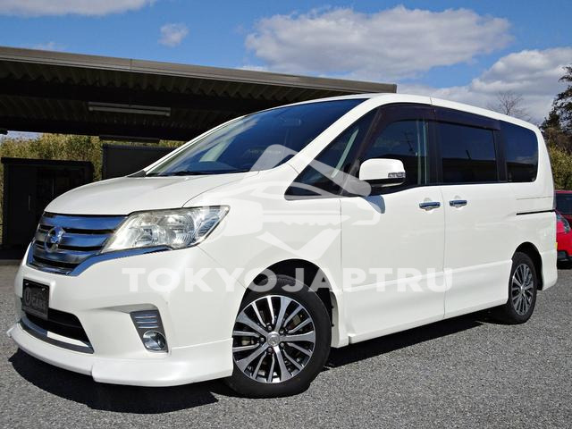 NISSAN SERENA