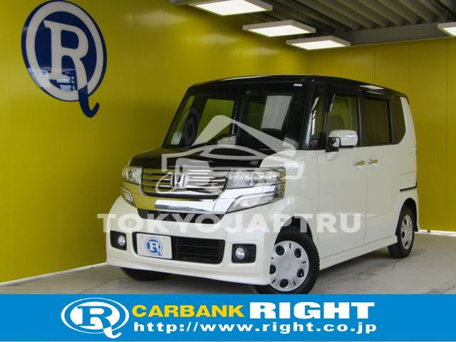 HONDA N-BOX CUSTOM