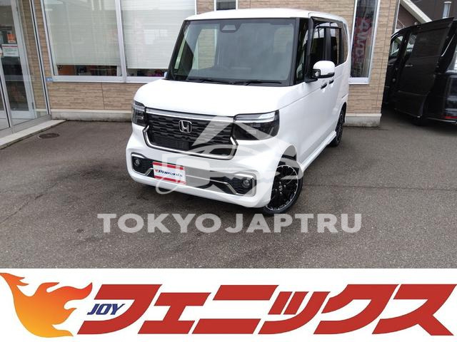HONDA N-BOX CUSTOM