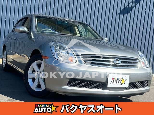 NISSAN SKYLINE