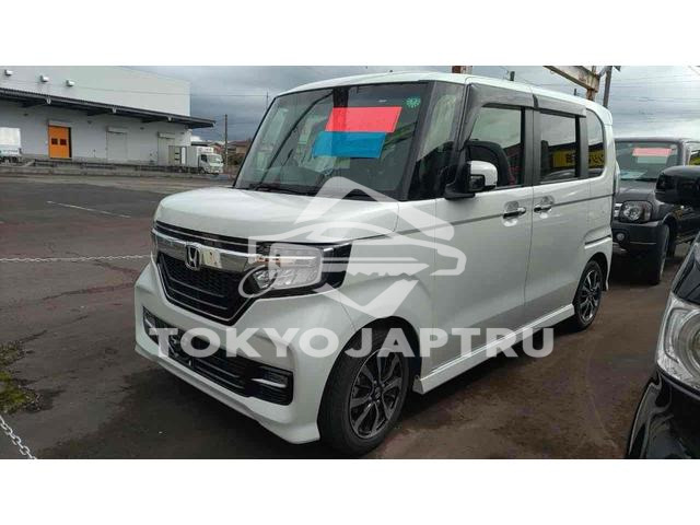 HONDA N-BOX CUSTOM