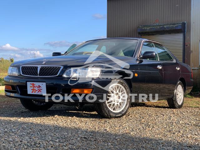 NISSAN LAUREL