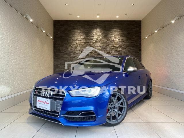 AUDI S3 SEDAN