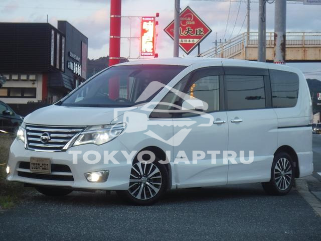 NISSAN SERENA