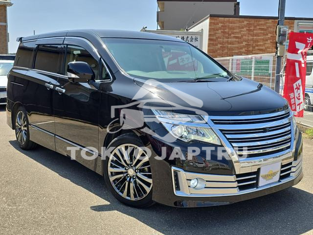 NISSAN ELGRAND