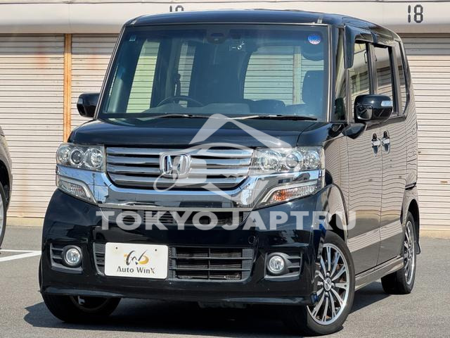 HONDA N-BOX CUSTOM
