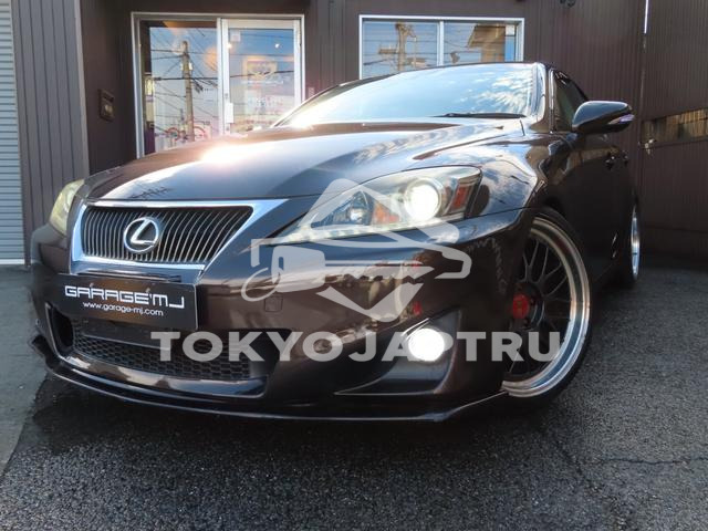 LEXUS IS