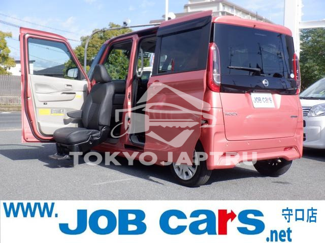 NISSAN ROOX