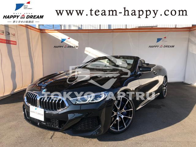 BMW 8 SERIES