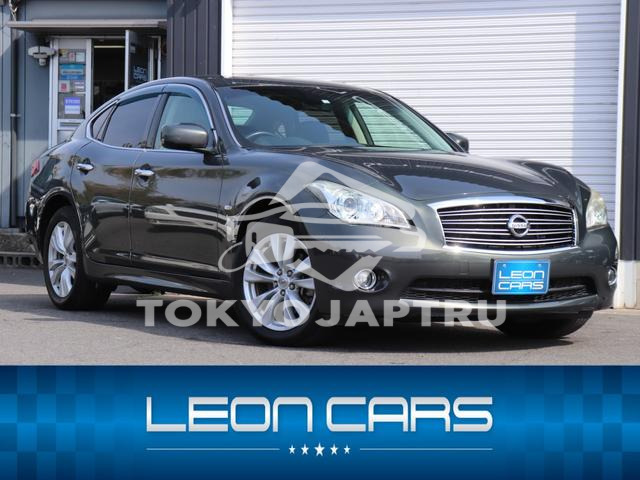 NISSAN FUGA