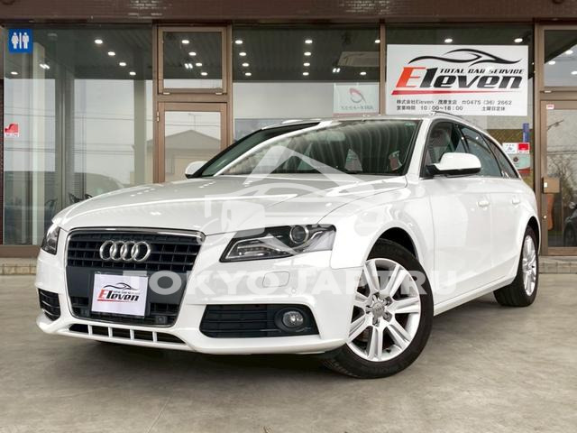 AUDI A4 AVANT