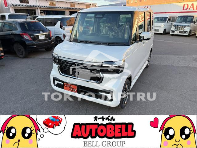 HONDA N-BOX CUSTOM