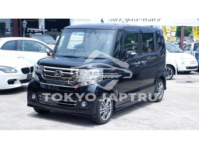 HONDA N-BOX CUSTOM