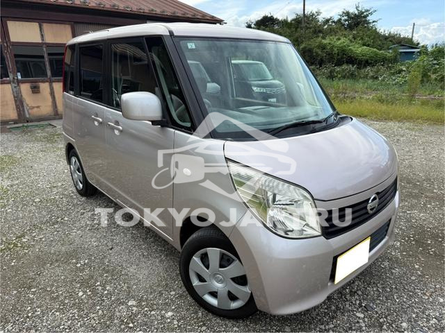 NISSAN ROOX