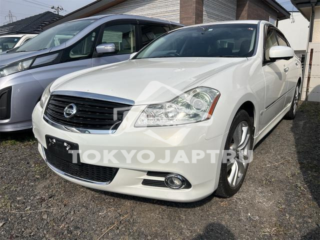 NISSAN FUGA