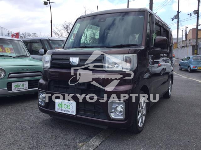 DAIHATSU WAKE