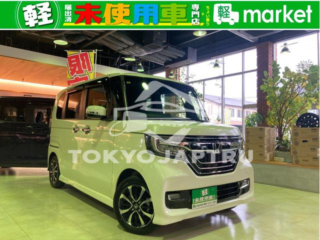 HONDA N-BOX CUSTOM