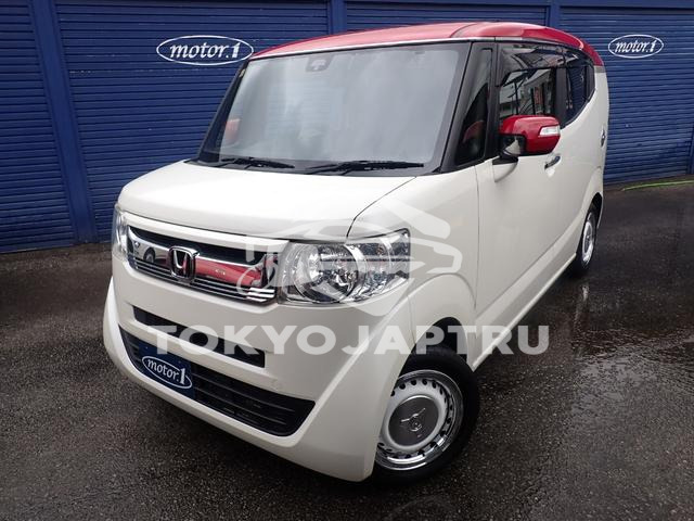 HONDA N-BOX SLASH