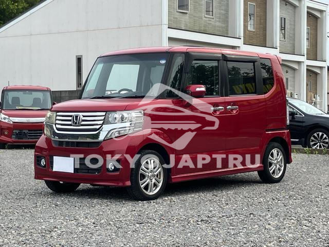 HONDA N-BOX CUSTOM