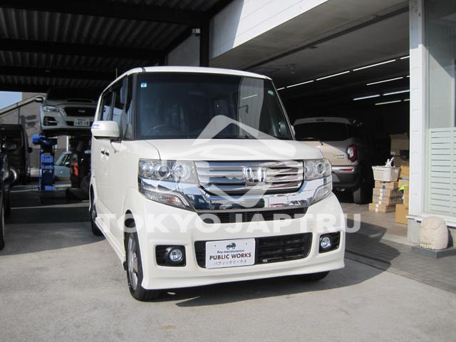 HONDA N-BOX CUSTOM