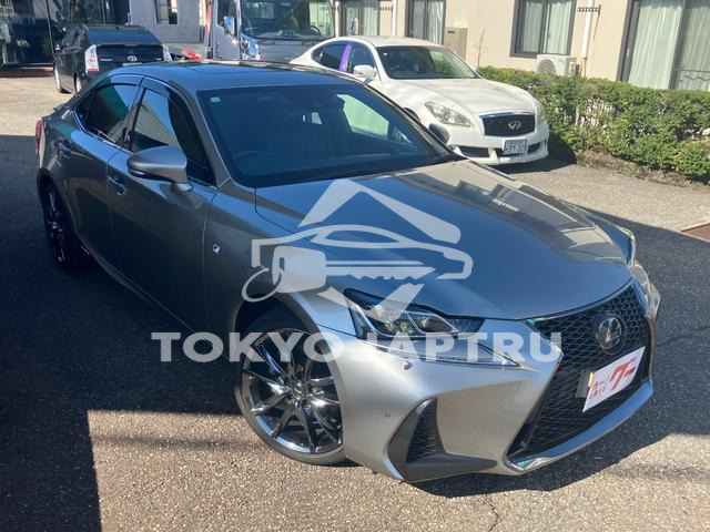 LEXUS IS