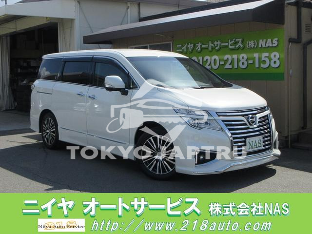 NISSAN ELGRAND