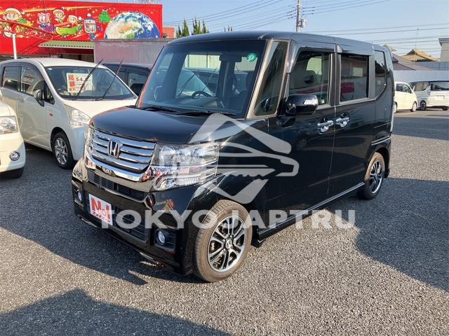 HONDA N-BOX CUSTOM