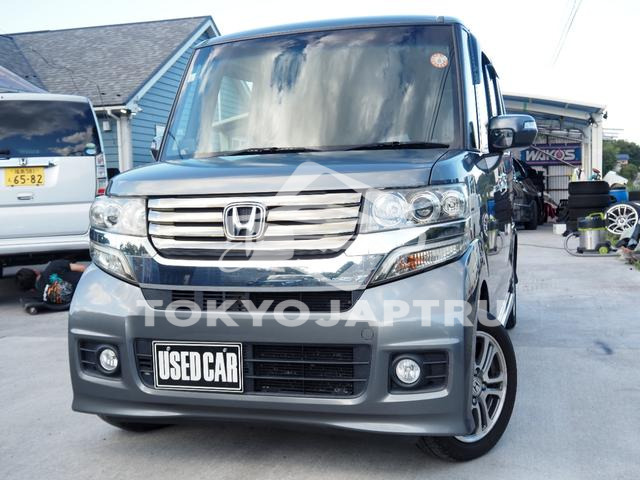 HONDA N-BOX CUSTOM