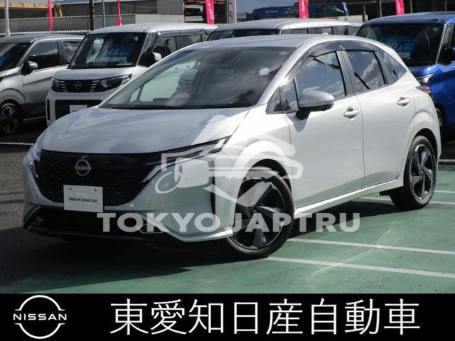 NISSAN AURA