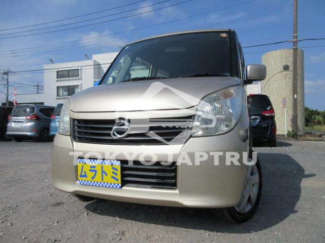 NISSAN ROOX