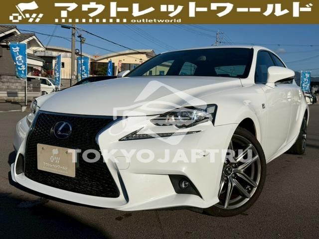 LEXUS IS