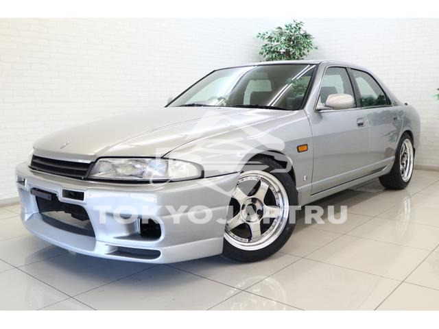 NISSAN SKYLINE