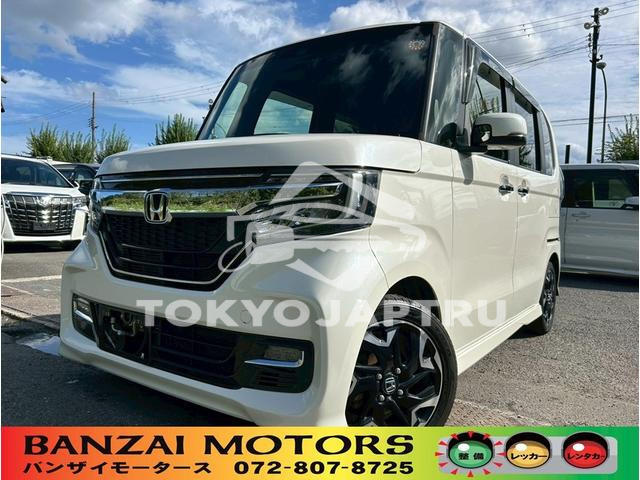 HONDA N-BOX CUSTOM
