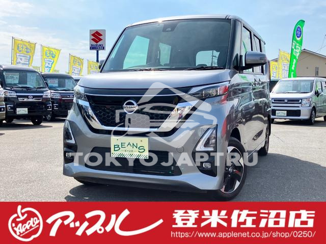 NISSAN ROOX