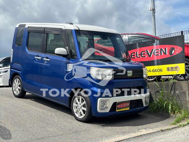 DAIHATSU WAKE