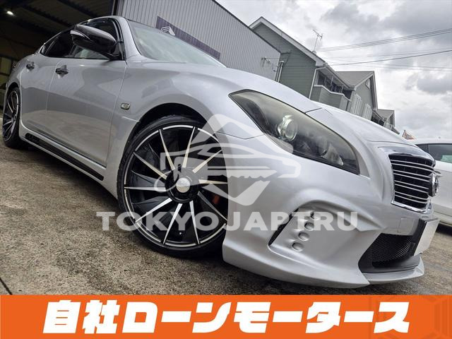 NISSAN FUGA