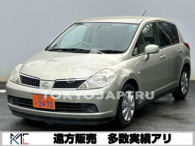 NISSAN TIIDA
